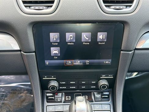 Used 2025 Porsche 718 Cayman image 26