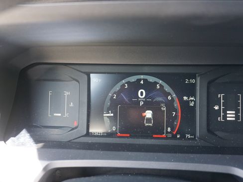 Used 2025 Toyota Tacoma SR w/ SR Upgrade Package image 9