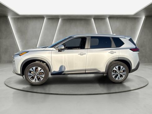 Used 2023 Nissan Rogue SV AWD/4WD image 4