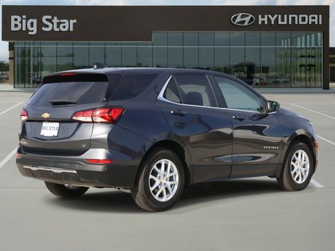 Used 2023 Chevrolet Equinox LT image 4