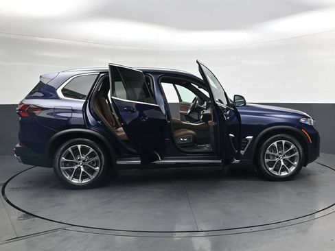New 2026 BMW X5 xDrive50e w/ Executive Package AWD/4WD image 39