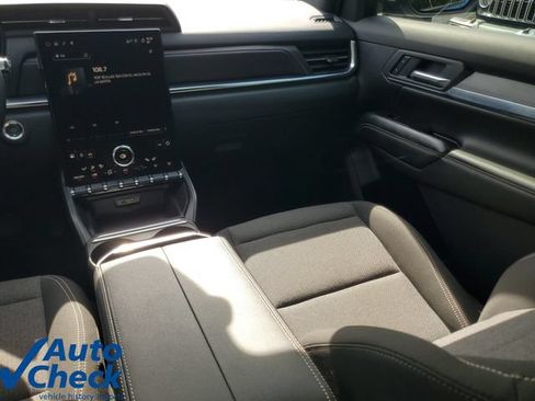 Used 2025 GMC Terrain Elevation AWD/4WD image 15
