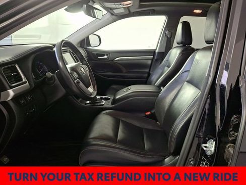 Certified 2018 Toyota Highlander Limited Platinum image 15