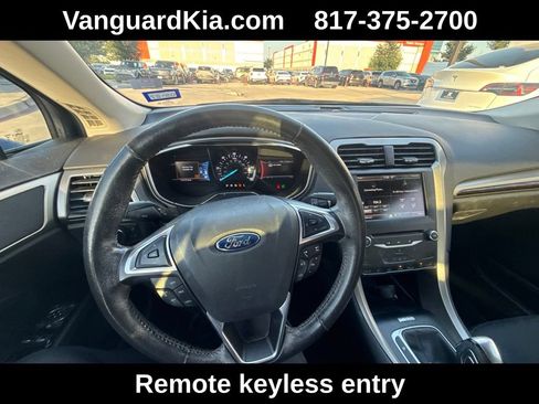Used 2014 Ford Fusion Energi SE FWD image 5
