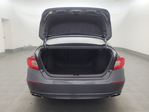 Used 2018 Honda Accord Touring image 28