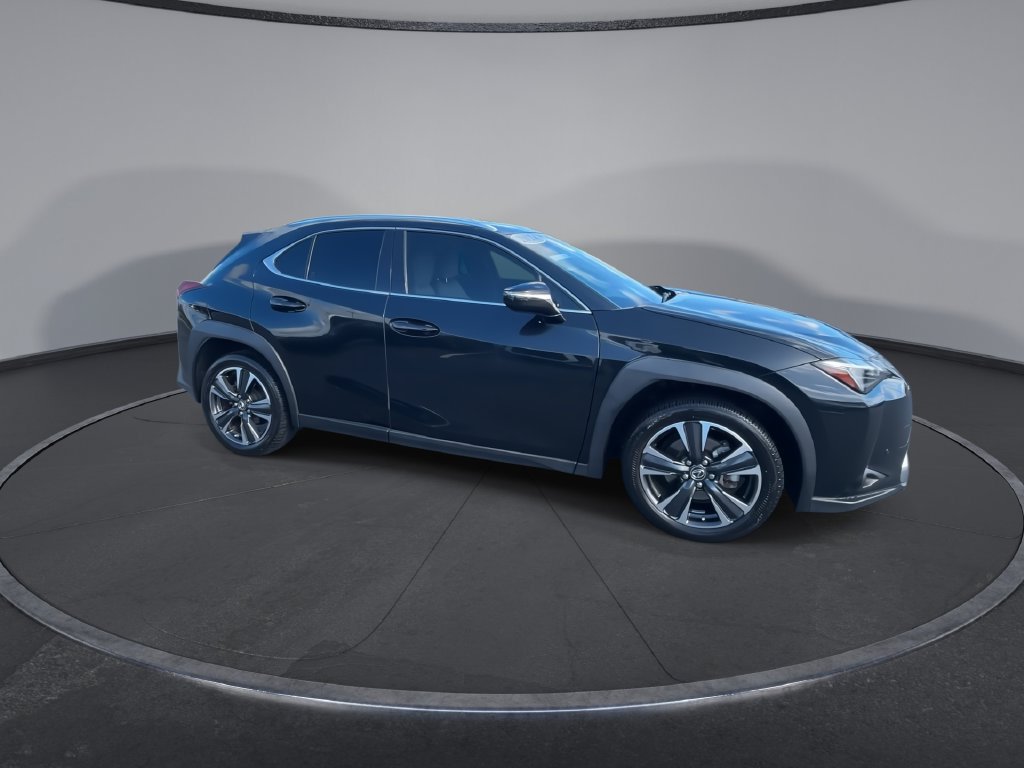 Used 2024 Lexus UX 250h FWD image 2