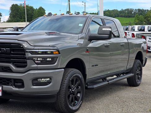 New 2026 RAM 2500 Laramie w/ Night Edition image 42