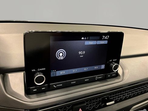 Used 2024 Honda Accord EX image 14