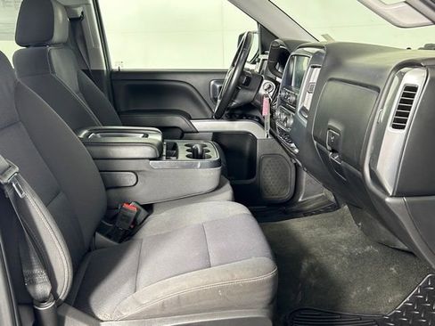 Used 2018 Chevrolet Silverado 1500 LT w/ All Star Edition AWD/4WD image 28