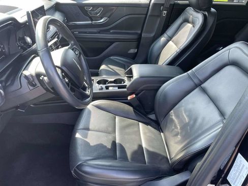 Used 2021 Lincoln Corsair AWD w/ Premium Package image 13