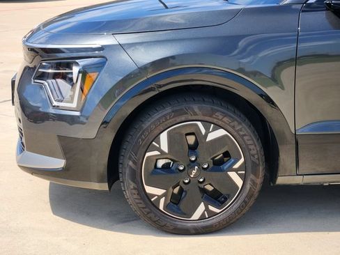 Certified 2023 Kia Niro Wind FWD image 8