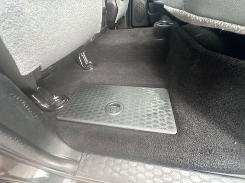 Used 2018 RAM 1500 Express w/ Express Value Package image 35