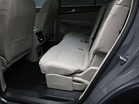New 2026 Volkswagen Atlas SE FWD image 21