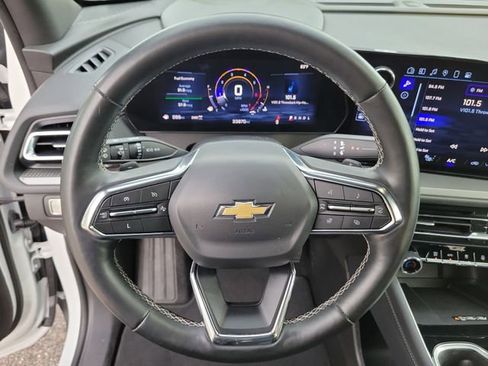 Certified 2025 Chevrolet Traverse LT AWD/4WD image 25