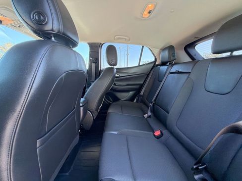 Used 2023 Buick Encore GX Select w/ Sport Touring Package image 12