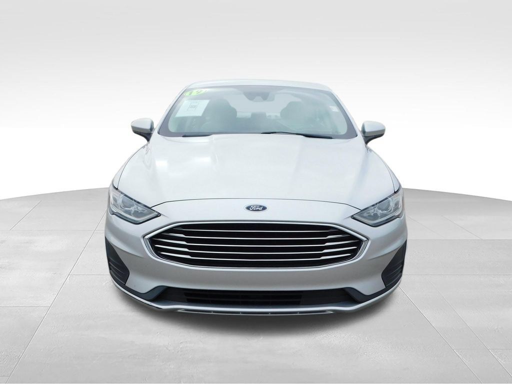 Used 2019 Ford Fusion SE FWD image 8