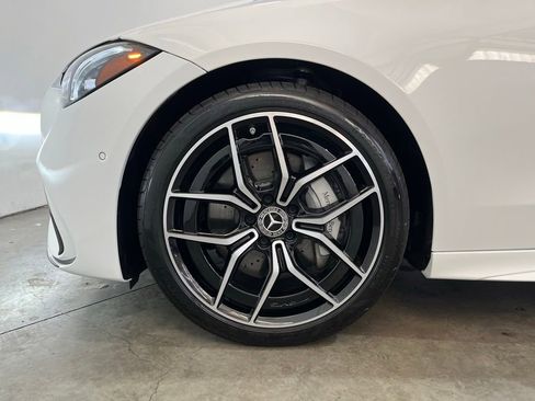 Used 2025 Mercedes-Benz C 300 Sedan image 16