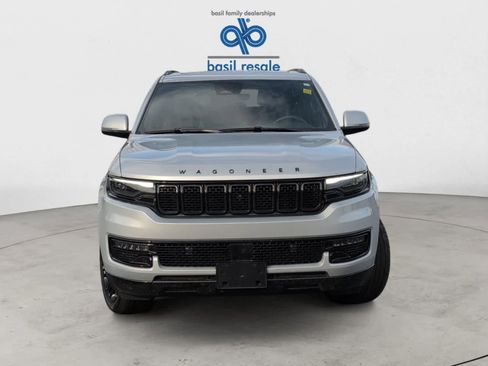Used 2022 Jeep Wagoneer Series I image 10