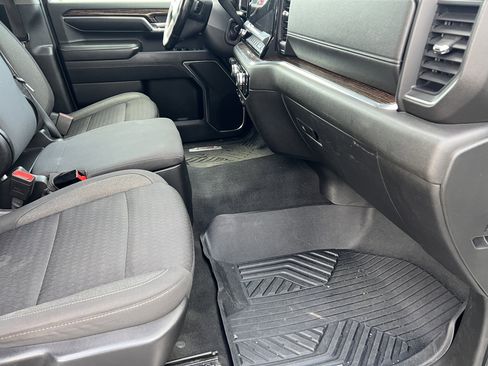 Used 2024 GMC Sierra 3500 SLE w/ SLE Convenience Package image 20