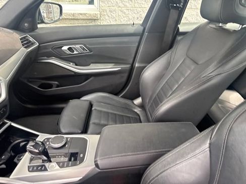 Used 2021 BMW 330i xDrive Sedan w/ Premium Package AWD/4WD image 21