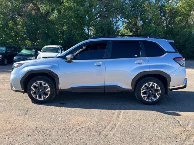 Used 2026 Subaru Forester Premium w/ Base/Premium Package AWD/4WD image 2