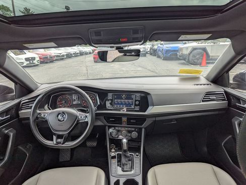Used 2020 Volkswagen Jetta R-Line FWD image 41