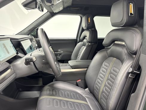 Used 2024 Rivian R1S Adventure AWD/4WD image 20