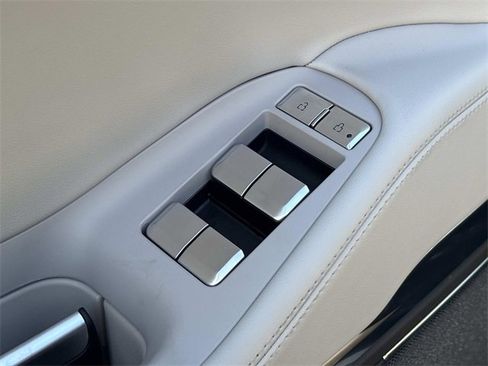 New 2025 Lincoln Navigator Reserve image 22