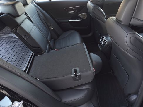 Used 2024 Mercedes-Benz C 300 Sedan image 45