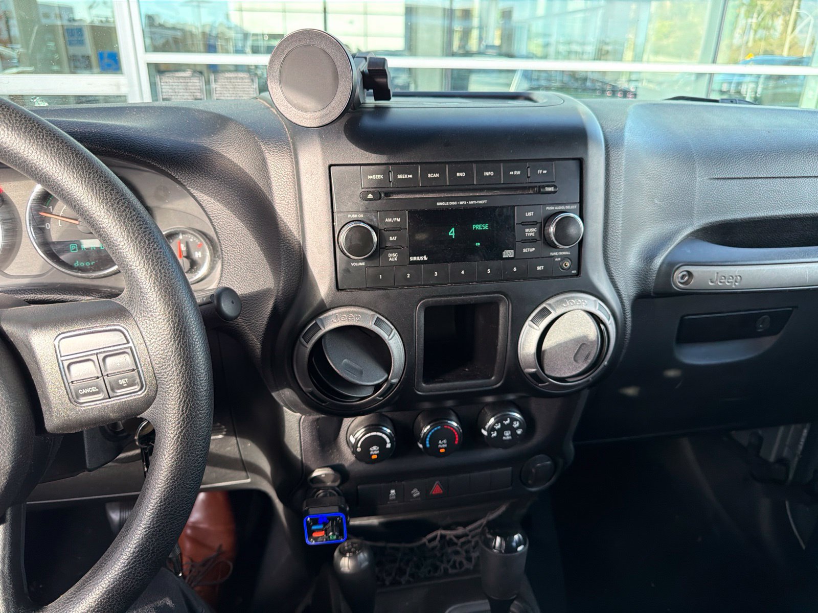 Used 2015 Jeep Wrangler Unlimited Sport AWD/4WD image 12