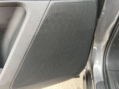 Used 2024 Nissan Pathfinder SV image 21