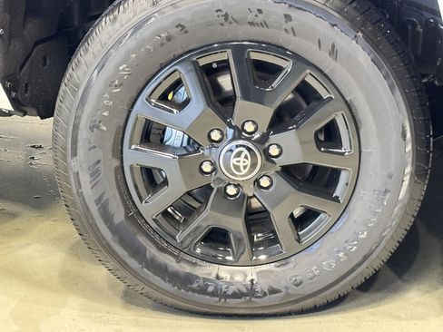 Used 2025 Toyota Tacoma SR image 10