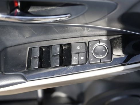 Used 2015 Lexus IS 250 image 23