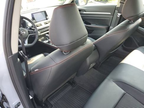 Certified 2025 Nissan Altima 2.5 SR AWD/4WD image 13