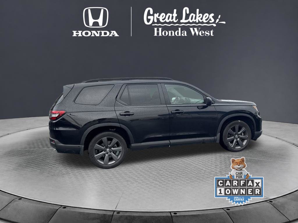 Used 2025 Honda Pilot Sport image 9