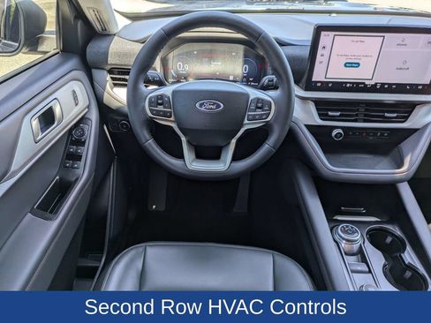 Certified 2025 Ford Explorer Active w/ Active Comfort Package RWD image 17