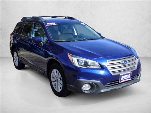 Used 2015 Subaru Outback 2.5i Premium AWD/4WD image 6