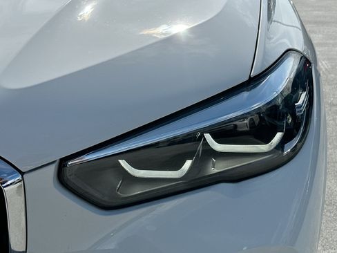 Used 2023 BMW X5 xDrive40i w/ M Sport Package AWD/4WD image 31