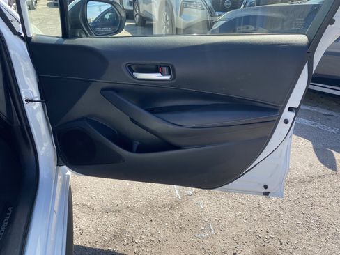 Used 2022 Toyota Corolla SE FWD image 23