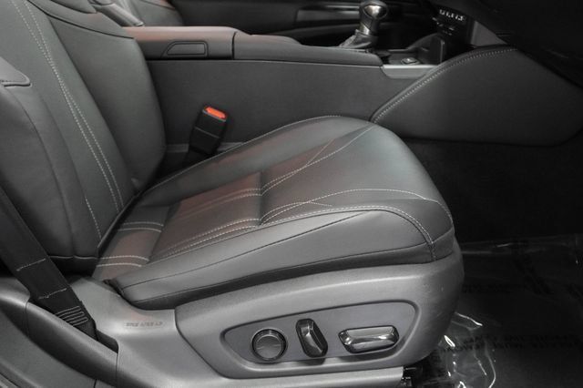 Used 2019 Lexus ES 300h FWD image 23