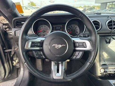 Certified 2019 Ford Mustang Coupe image 15