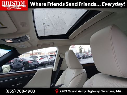 Used 2025 Lexus ES 350 w/ Premium Package image 20