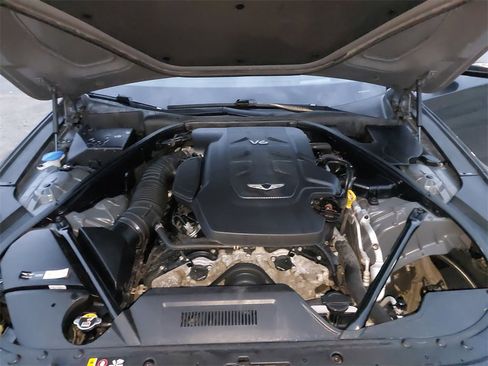 Used 2018 Genesis G80 3.8 w/ Option Group 03 image 27