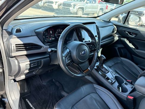 Used 2024 Subaru Crosstrek 2.5i Limited AWD/4WD image 11