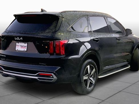 Used 2023 Kia Sorento EX w/ Panoramic Sunroof Package image 12