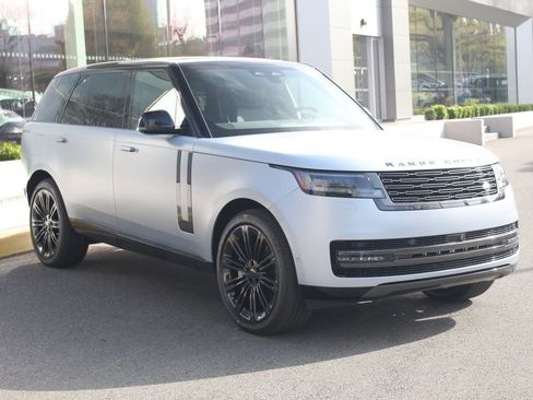 New 2026 Land Rover Range Rover Long Wheelbase SE AWD/4WD image 10