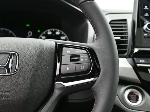 Used 2026 Honda Odyssey Sport-L image 36