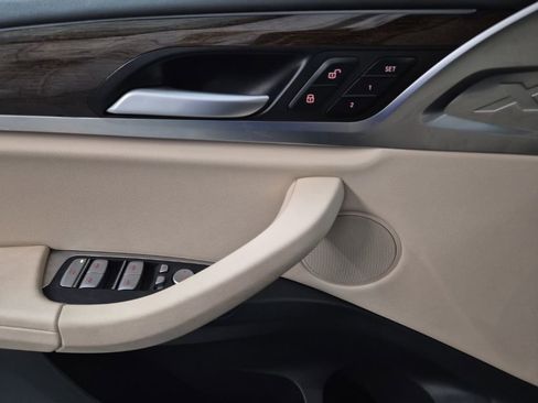 Used 2024 BMW X3 sDrive30i w/ Premium Package w/ZPA image 14