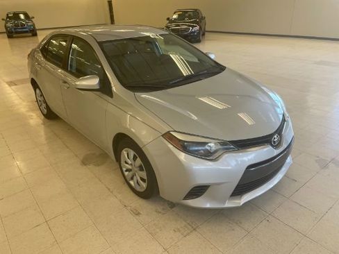 Used 2015 Toyota Corolla LE image 1