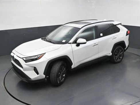 Used 2023 Toyota RAV4 Limited AWD/4WD image 34